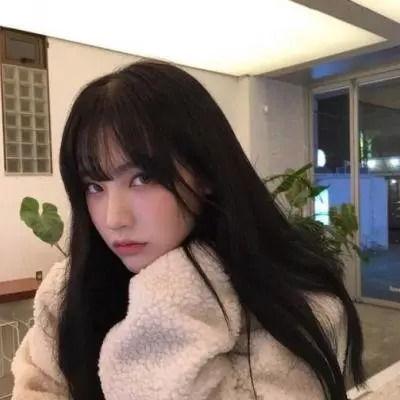 娱乐吃瓜酱主动的女生