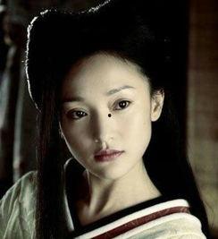 周迅吃瓜吃到自己头上娱乐天空,娱乐天空掀起热议风暴